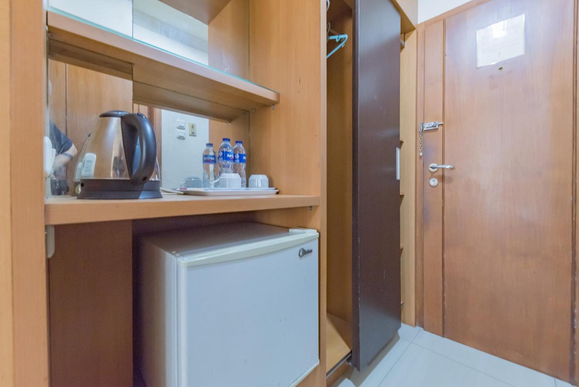 Urbanview Hotel Crown Tasikmalaya By Reddoorz Екстер'єр фото